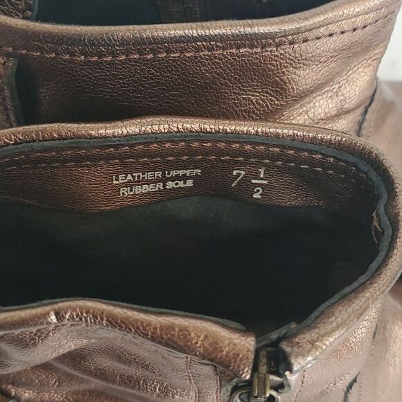 UGG Collection Stella Women's Leather Booties Size 7.5 Side Zip Metallic Bronze - Picture 10 of 10